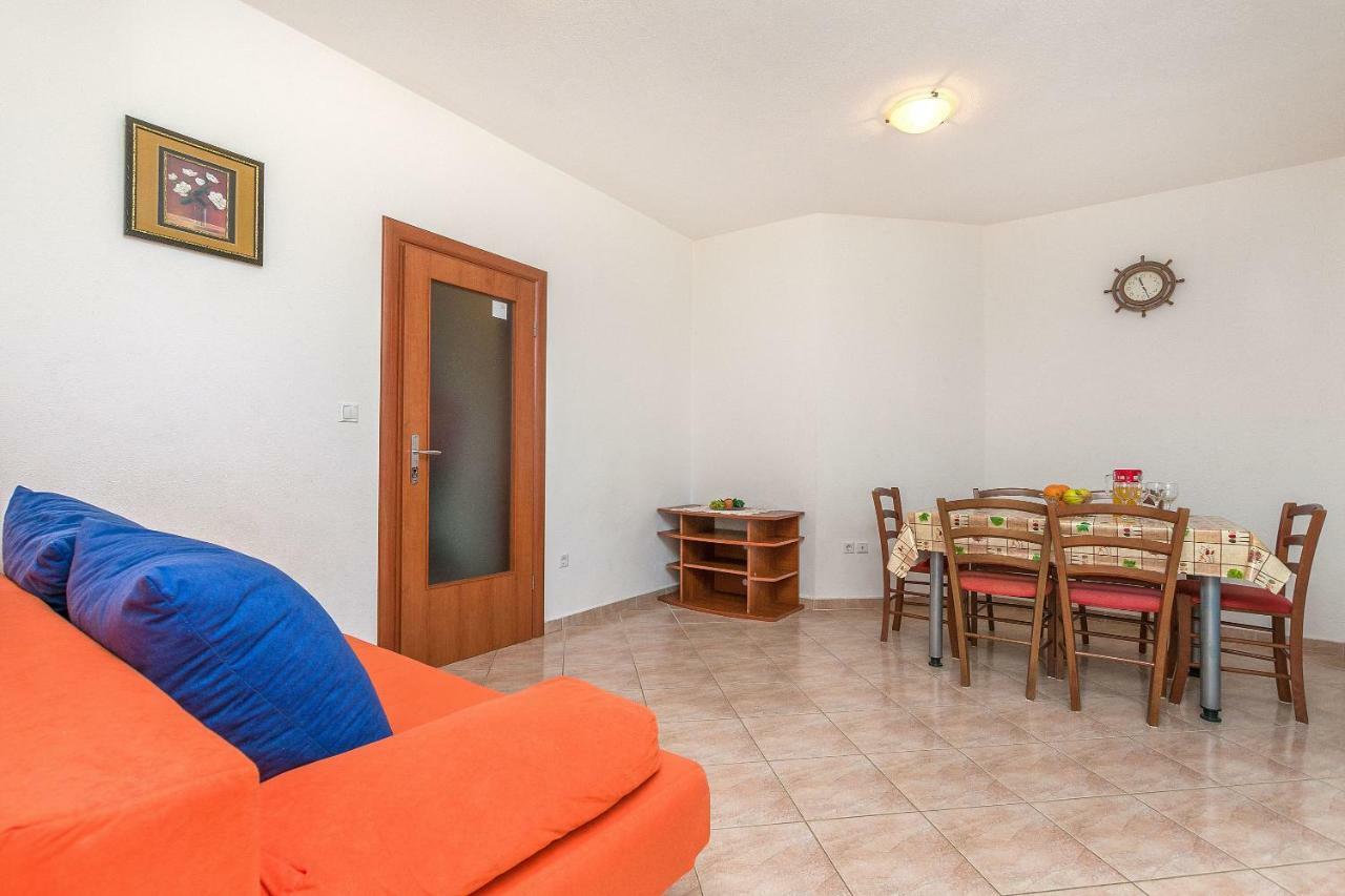 Apartments Kristina Omiš Eksteriør billede